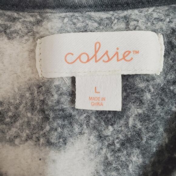 Colsie | Soft and Cozy Tie Dye Crop Raw Hem Sweatshirt - Picture 6 of 8